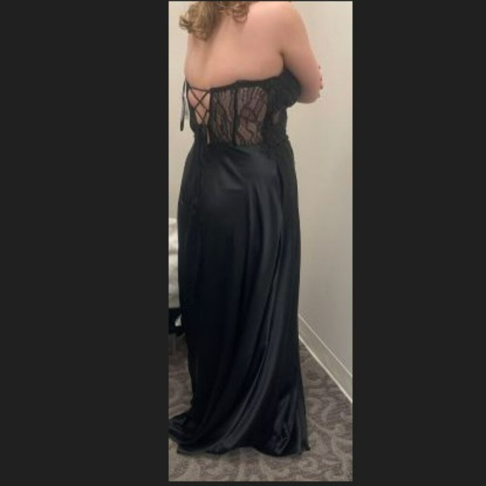 Blondie Nites - Size 16 - Black Satin A-Line Dress - Picture 4 of 6